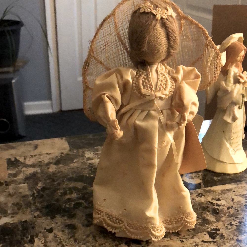 Hand Crafted Angel from Pine Baroness